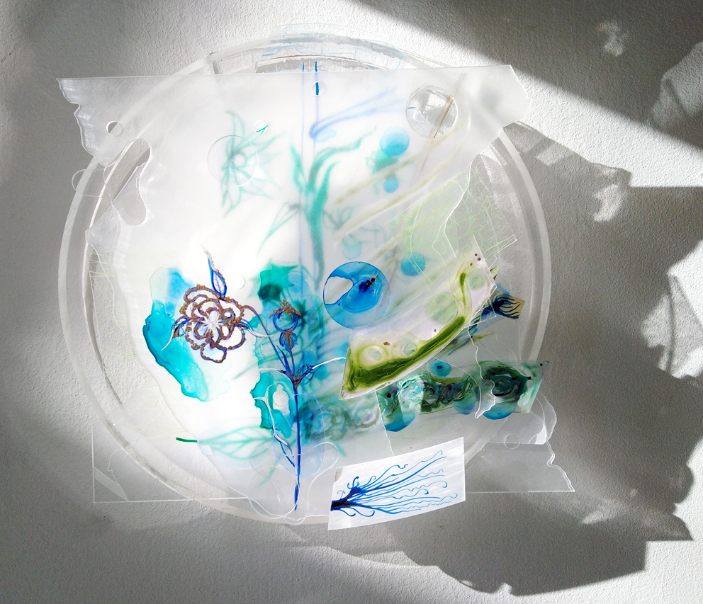 Relief recyceltes Plexiglas Blumen und Schilf Juli 2021