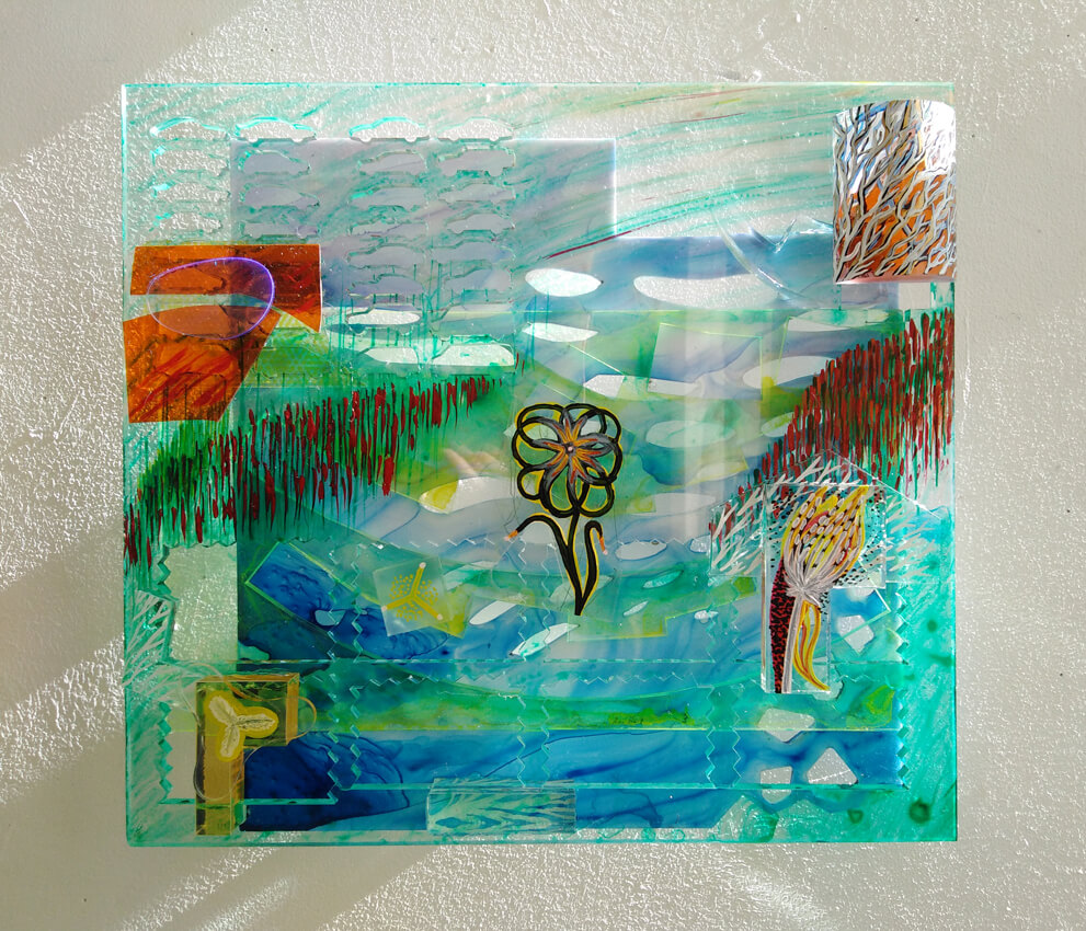 Road to Nowhere GeaZwart relief recycled Plexiglas april 2022 strijklicht